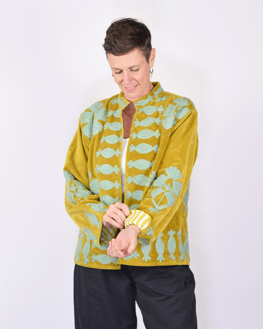 "Sgt. Pepper" Suzani Embroidered Velvet Jacket/Cardigan - Gold Mint