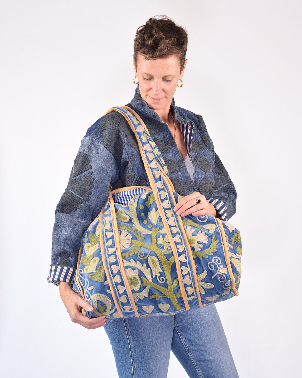 Velvet Suzani Embroidered Oversized Tote Bag - 02