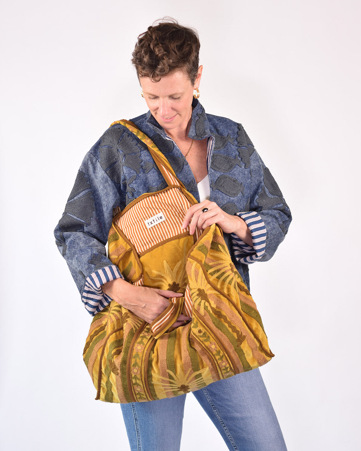 Velvet Suzani Embroidered Oversized Tote Bag - 03