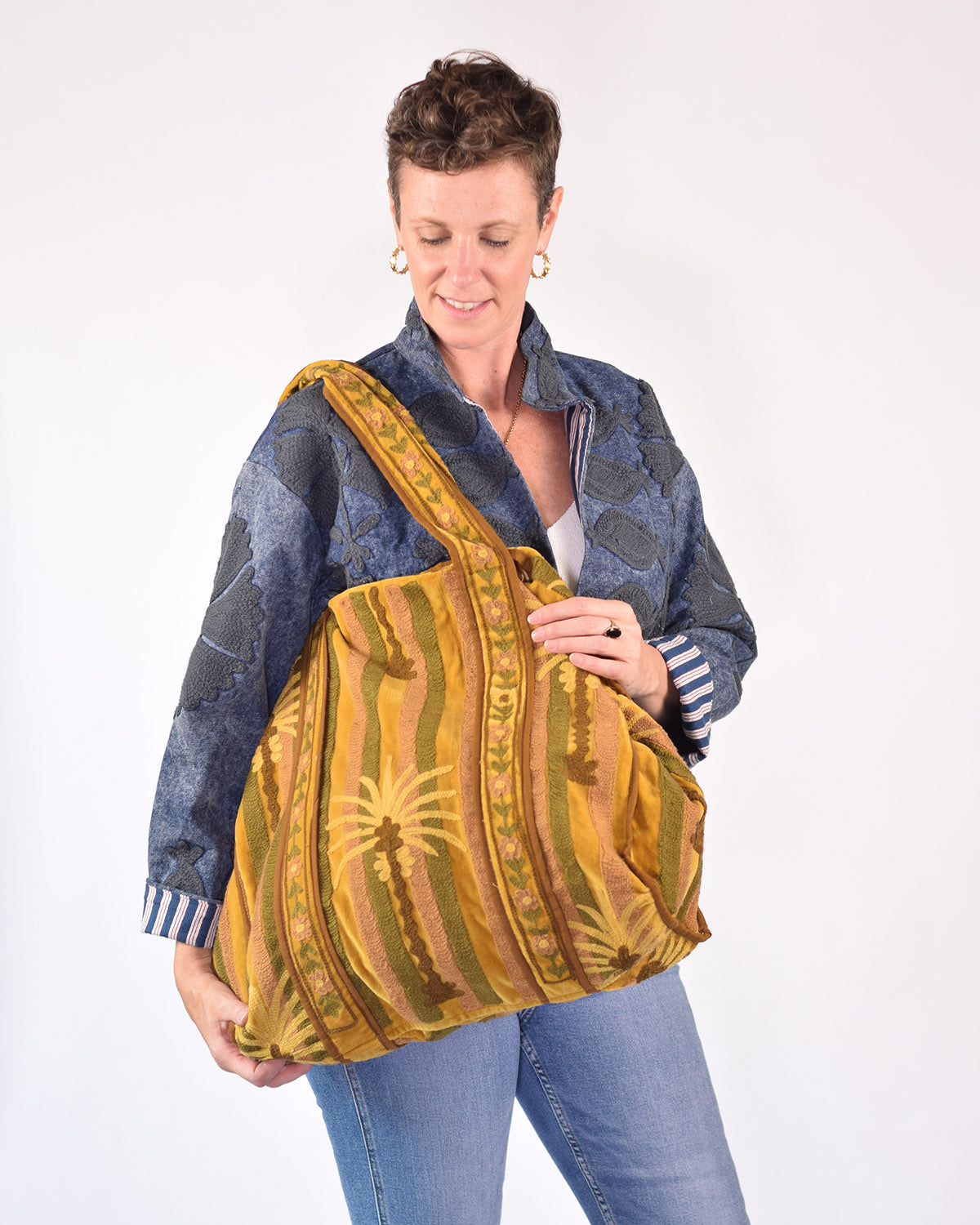 Velvet Suzani Embroidered Oversized Tote Bag - 03
