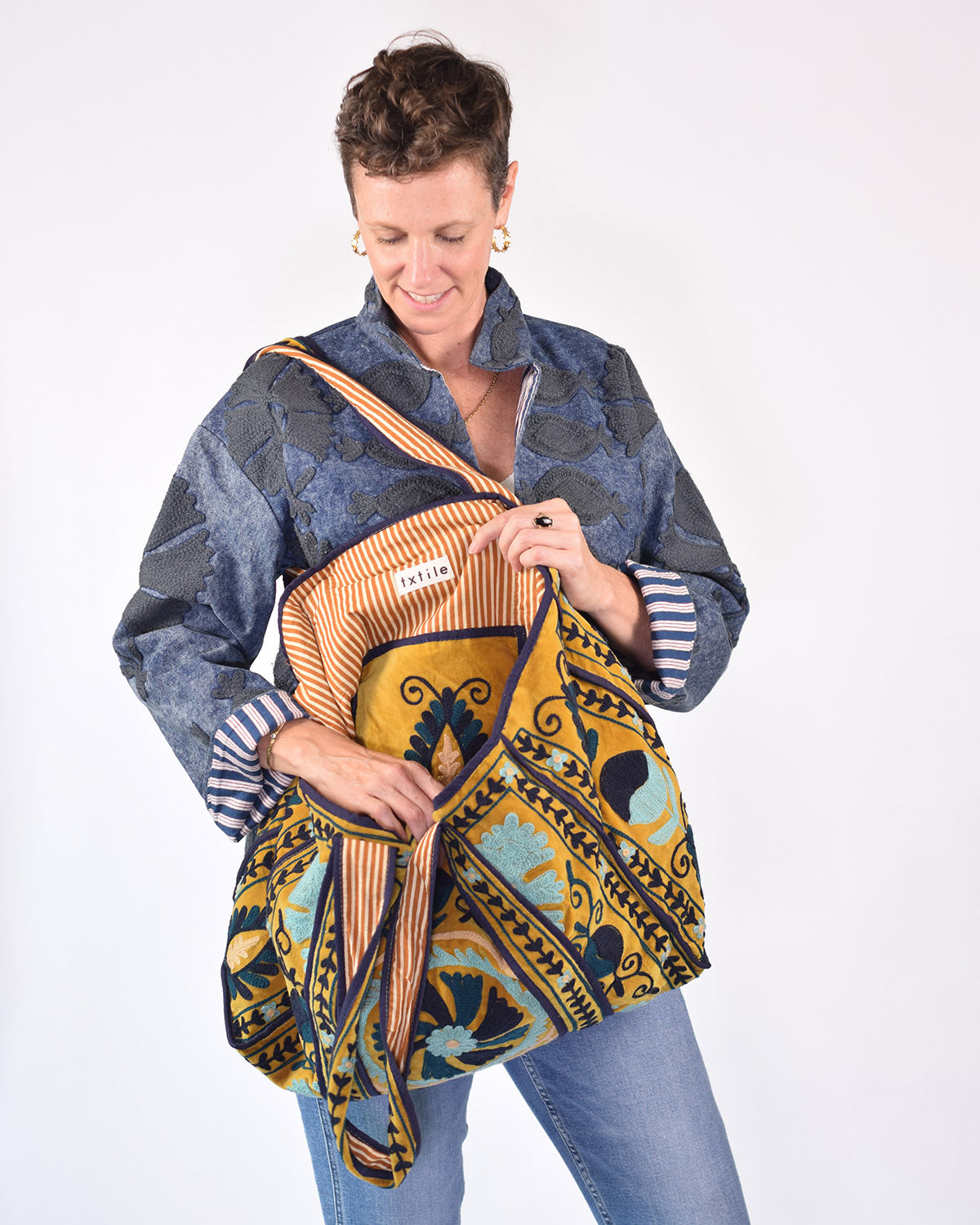 Velvet Suzani Embroidered Oversized Tote Bag - 09