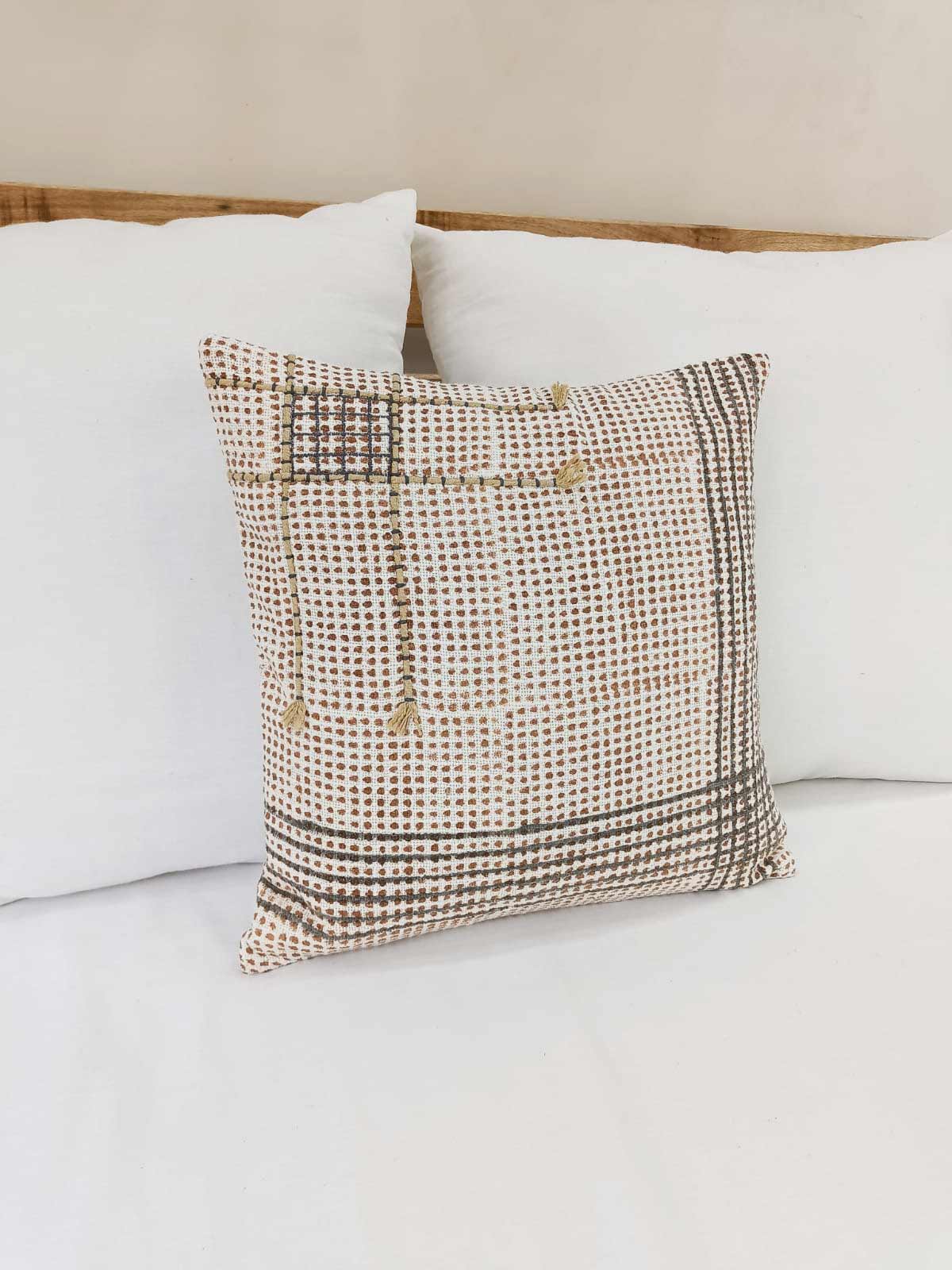 Eyda Homes YATI Pillow image 4