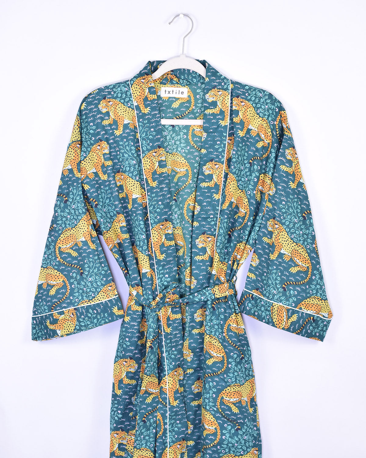 Lightweight Cotton Robe / Kimono - Roaming Jaguars image 3