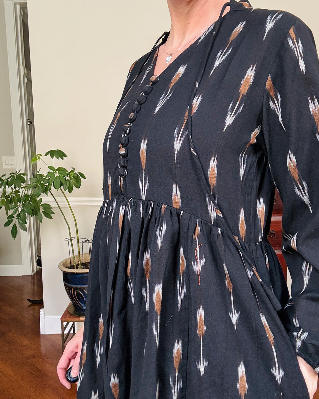 Arabella Resort Dress - Long Sleeve - Black Ikat