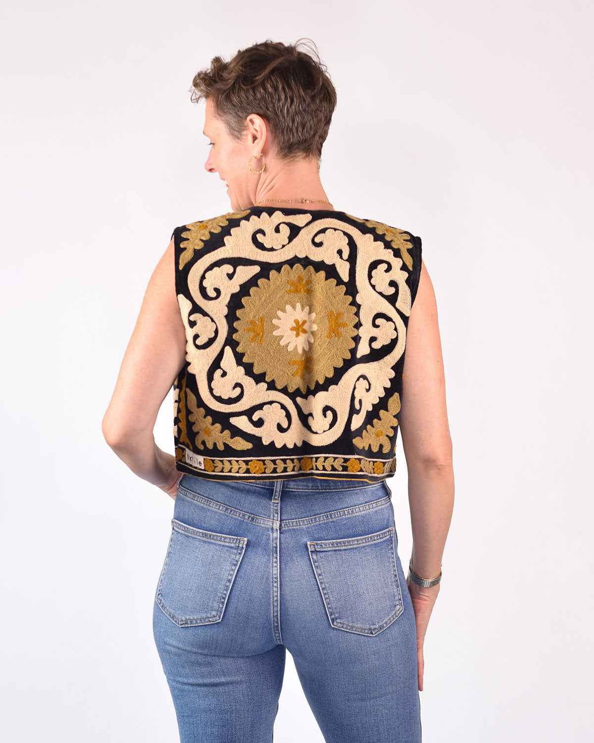 Cassie Velvet Vest - 07