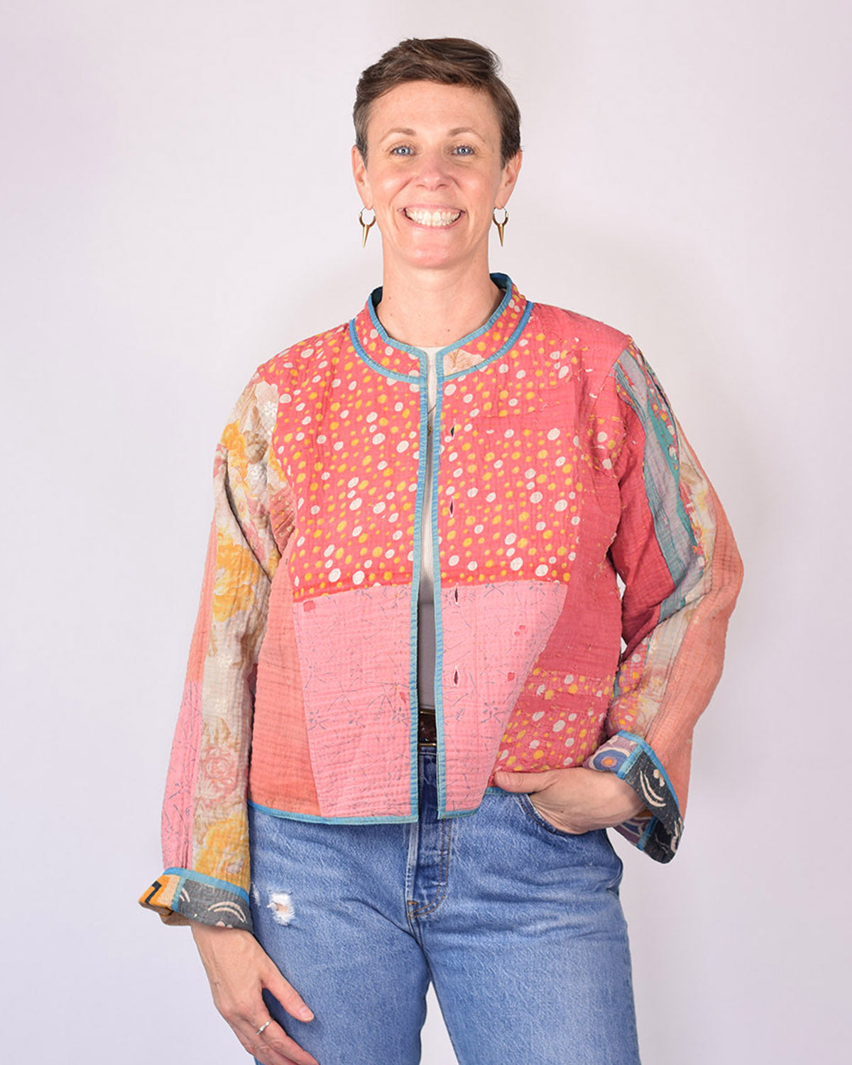 Sofie Cropped Quilted Reversible Patchwork Kantha Jacket - 02