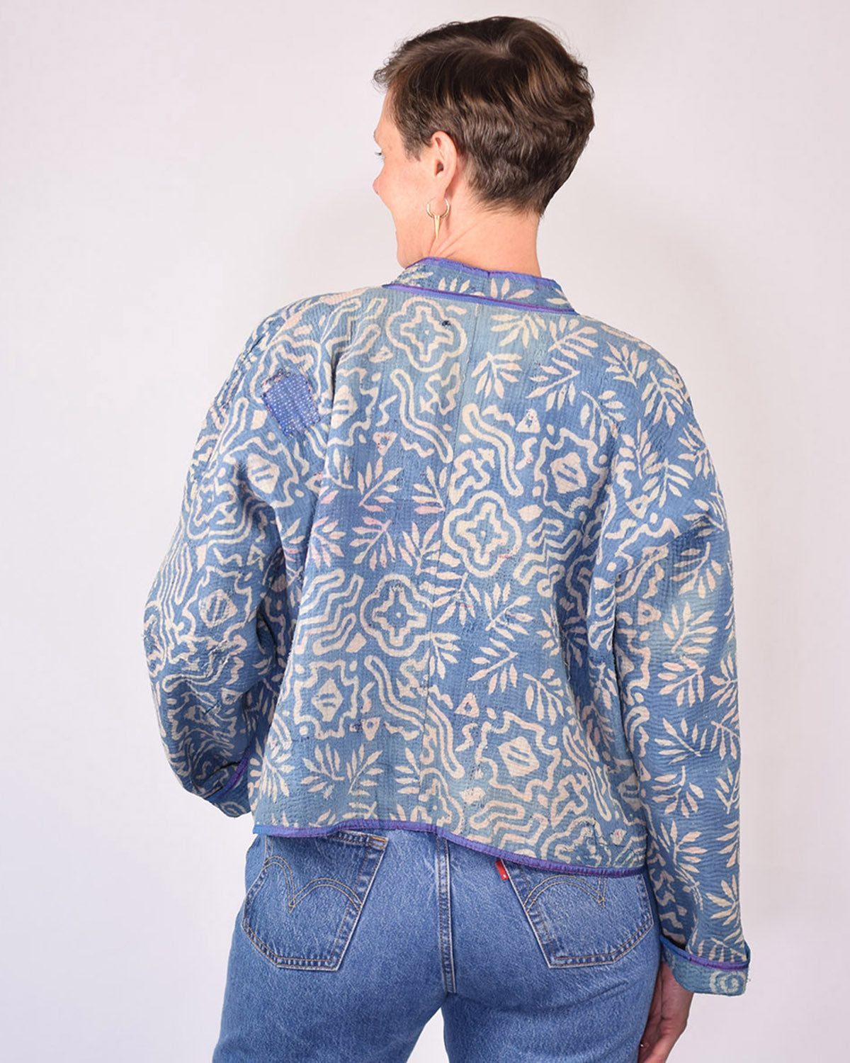 Sofie Cropped Quilted Reversible Patchwork Kantha Jacket -15