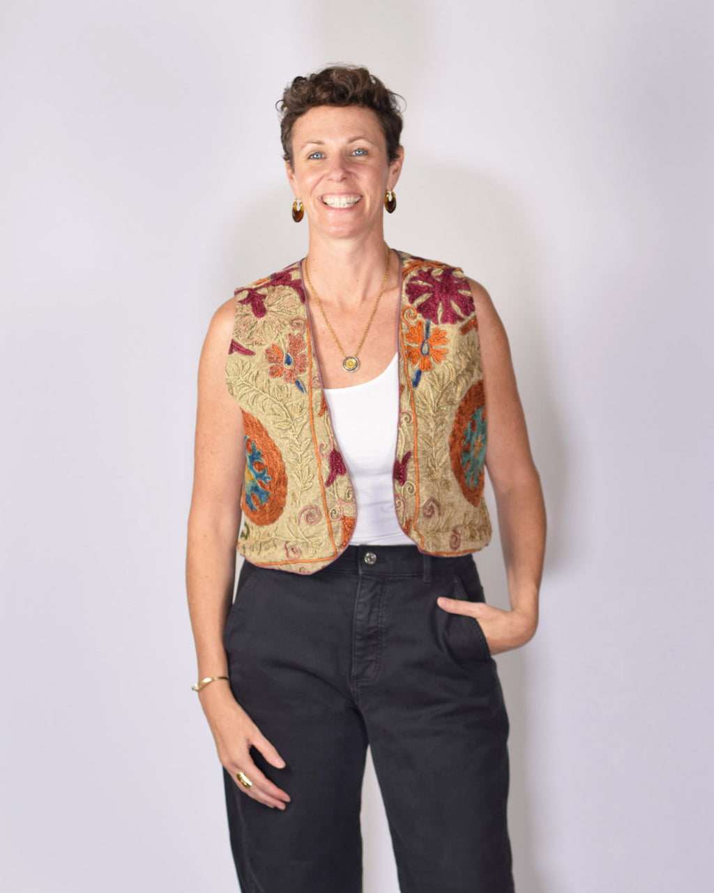 Cassie Embroidered Vest - 09