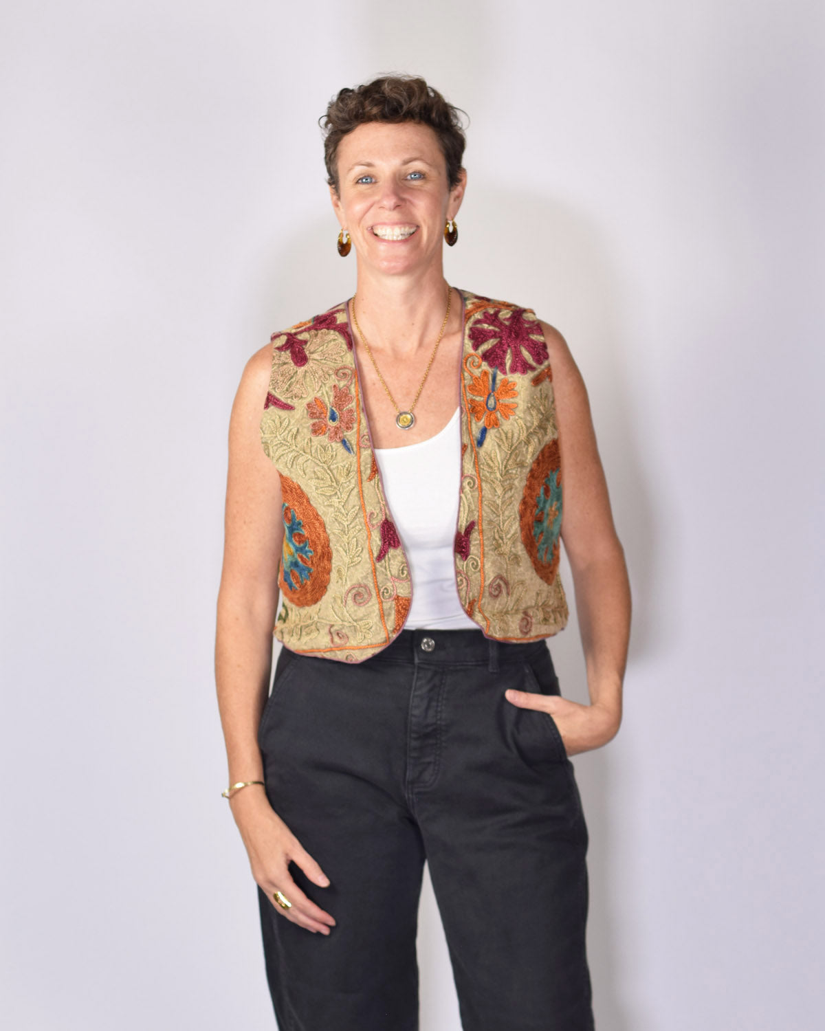 Cassie Embroidered Vest - 09