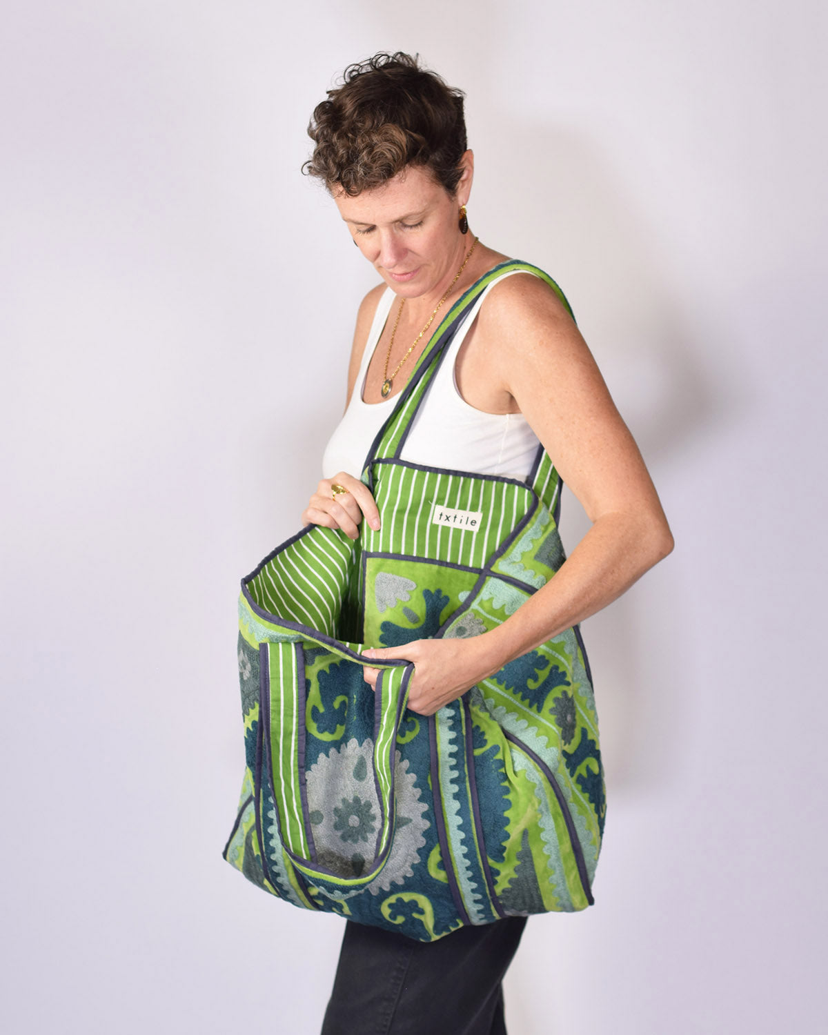 Velvet Suzani Embroidered Oversized Tote Bag - 07