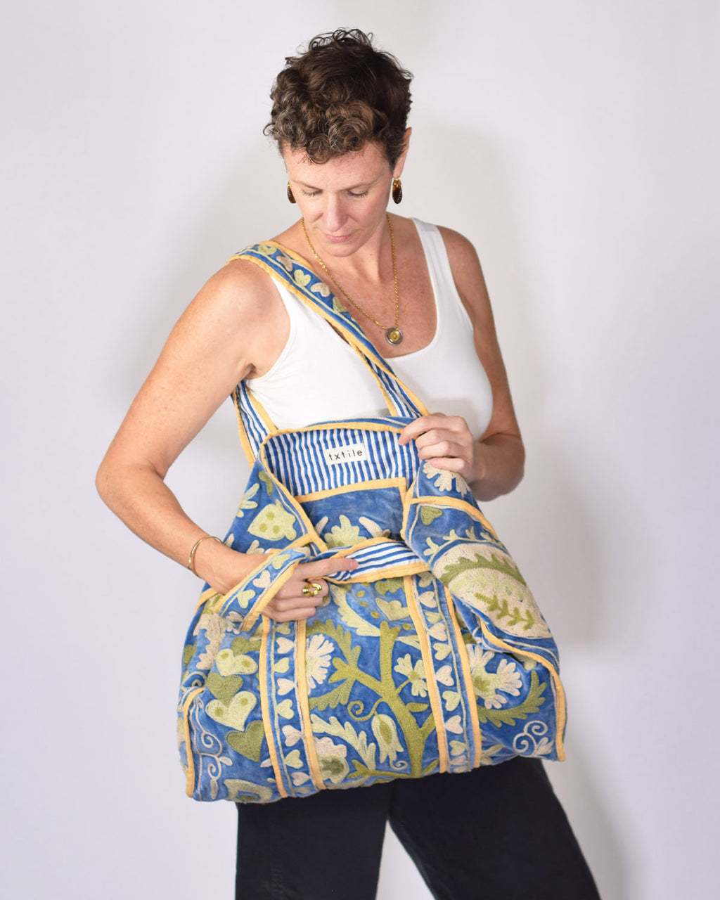 Velvet Suzani Embroidered Oversized Tote Bag - 02