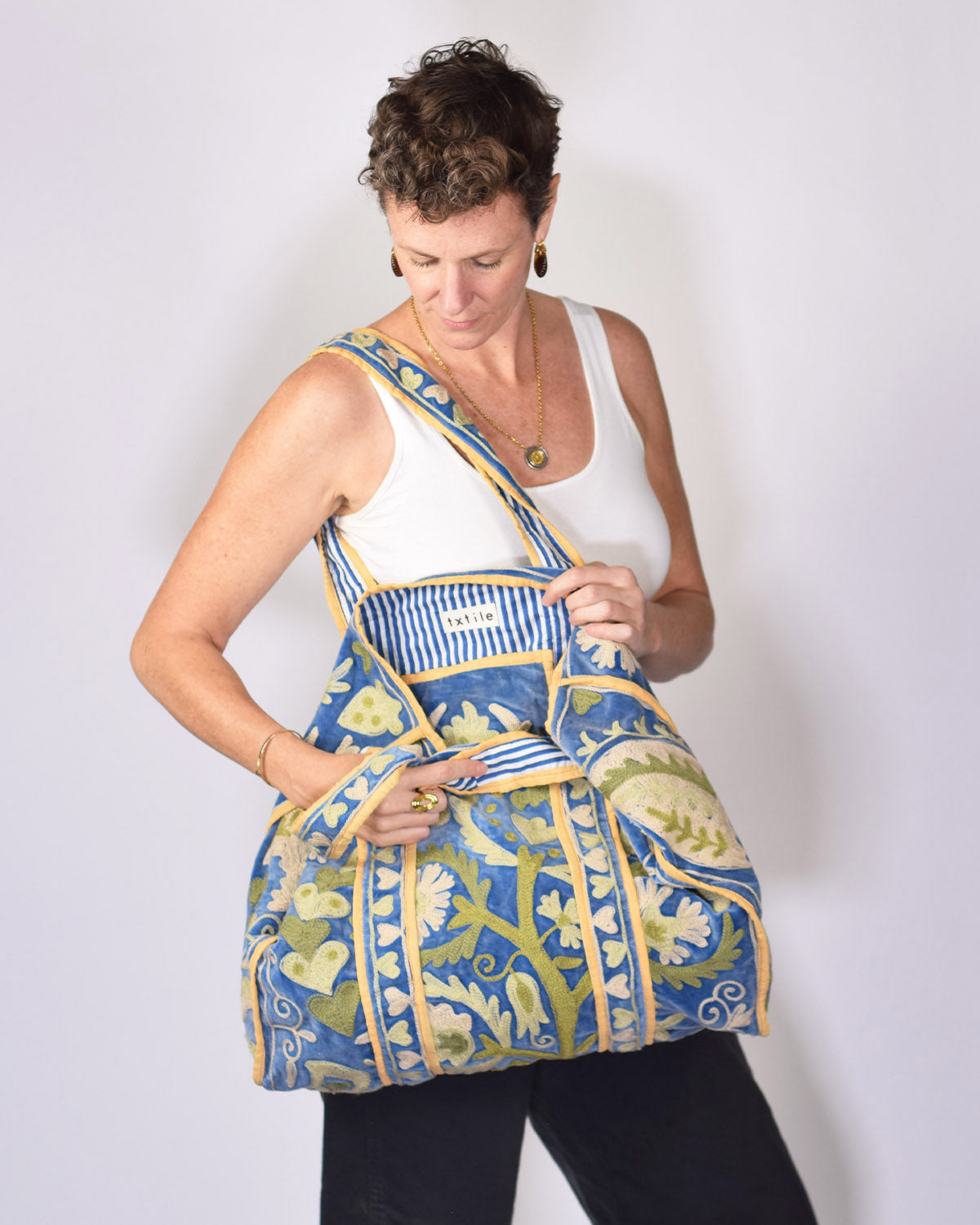 Velvet Suzani Embroidered Oversized Tote Bag - 02