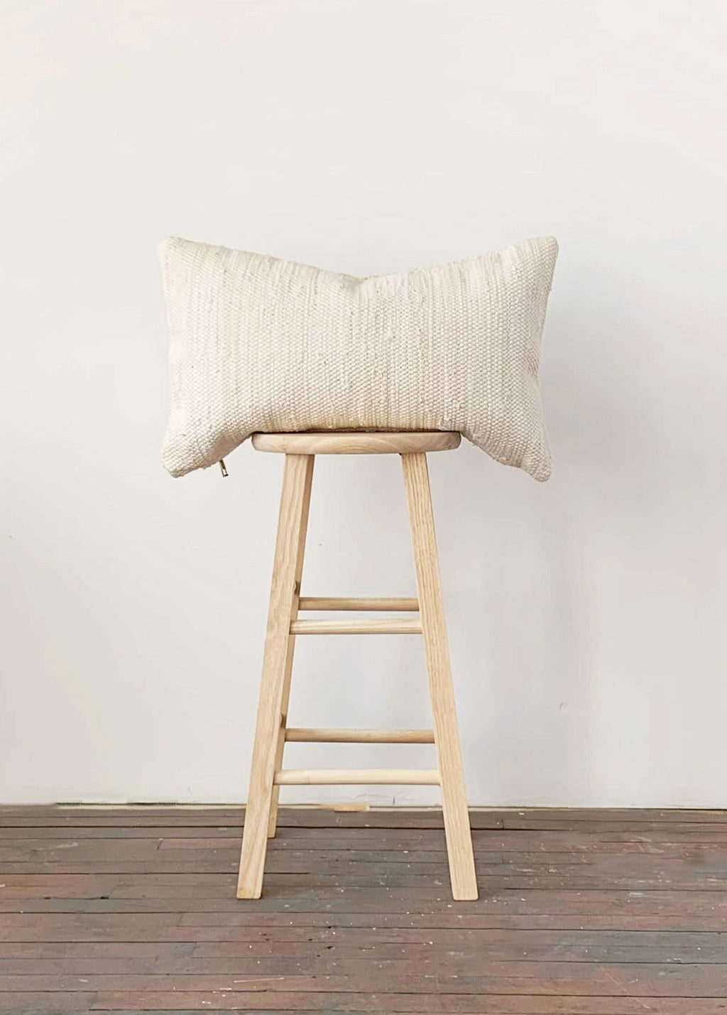 Pillowpia Chindi Lumbar Pillow image 2