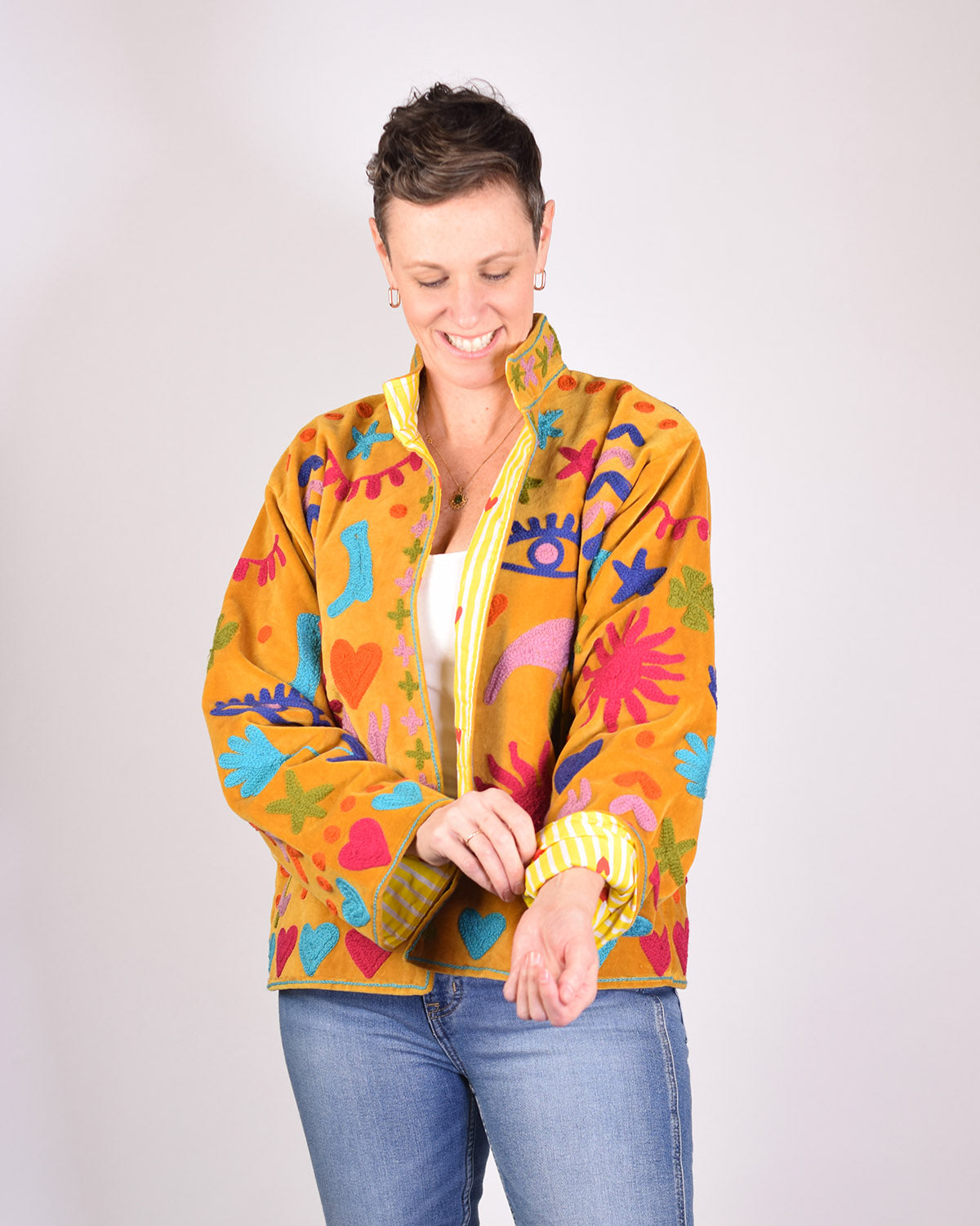 Good Vibes Embroidered Velvet Jacket - 02 image 2