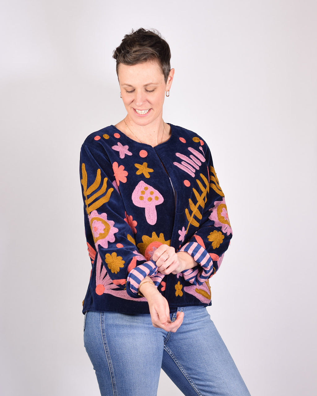 Mellow Mushroom Embroidered Velvet Jacket - 01 image 3